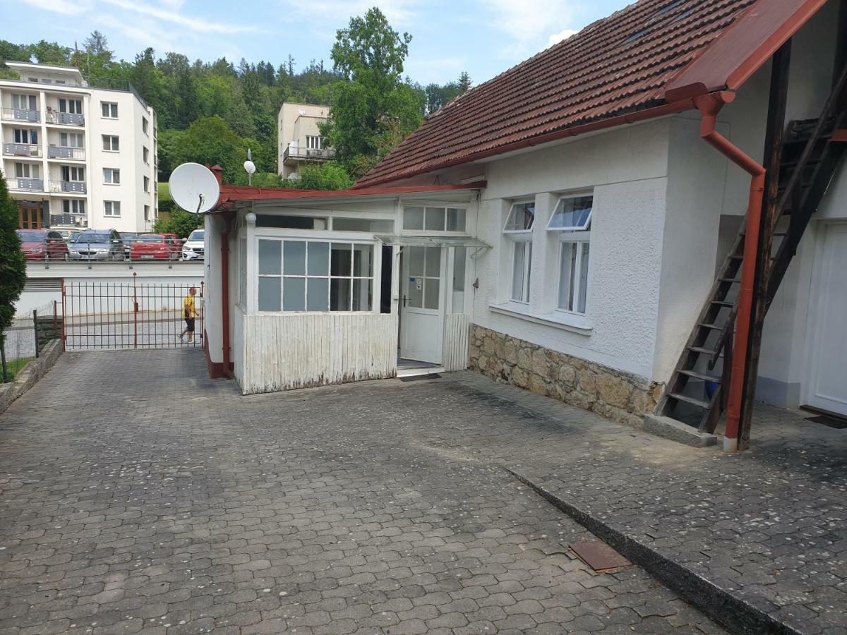 Luhačovice U Matejeヴィラ エクステリア 写真