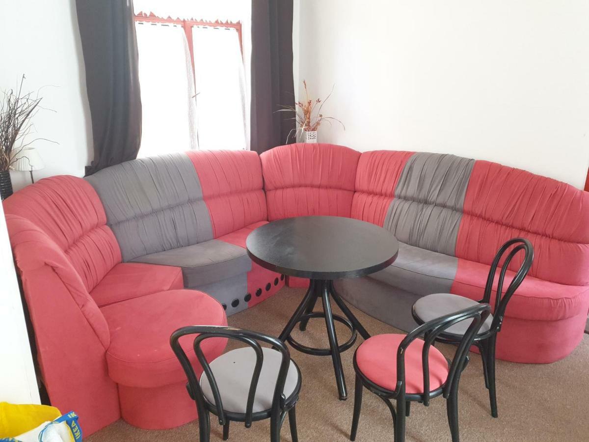 Luhačovice U Matejeヴィラ エクステリア 写真